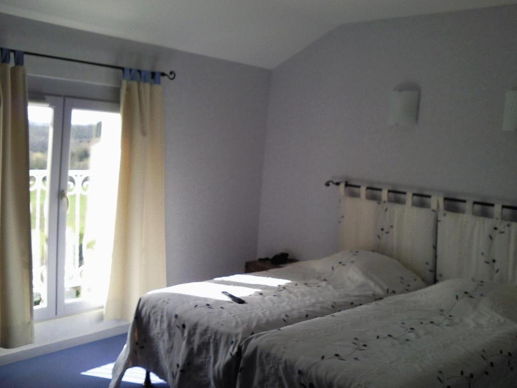 Logis L'Auberge Du Quercy Blanc Molieres  Экстерьер фото